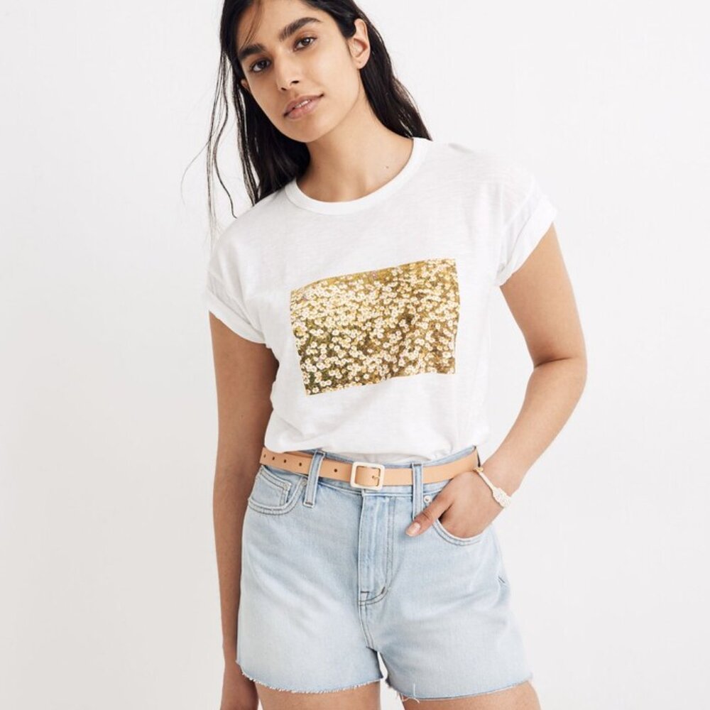 Madewell The Mom Jean Short light wash cutoff distressed denim